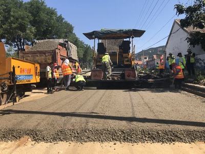 S307小萊線水穩底基層試驗段完成試鋪(組圖)