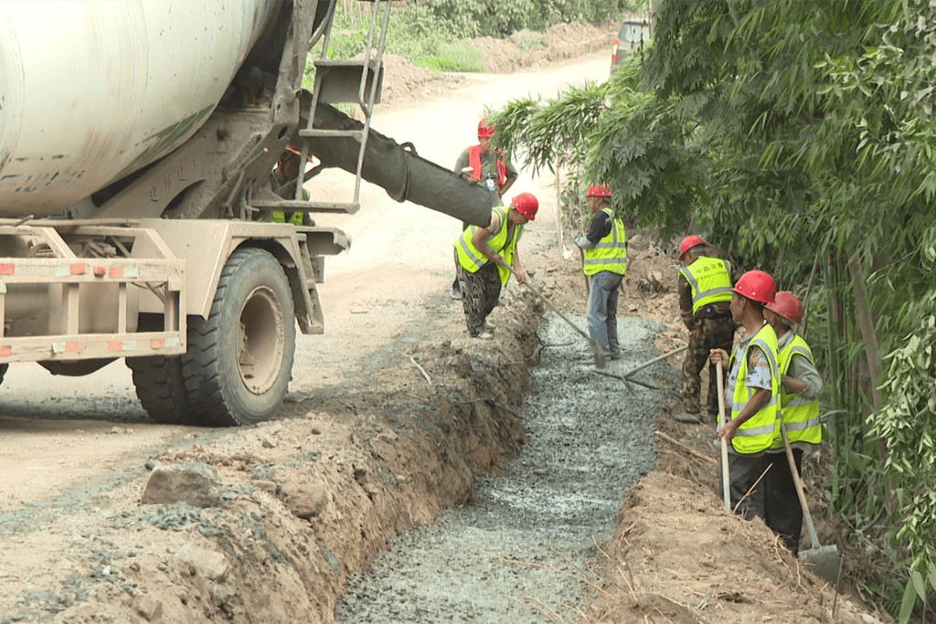 路通產(chǎn)業(yè)興 道美鄉(xiāng)村旺——井研縣幸福美麗鄉(xiāng)村路建設(shè)加速推進(jìn)